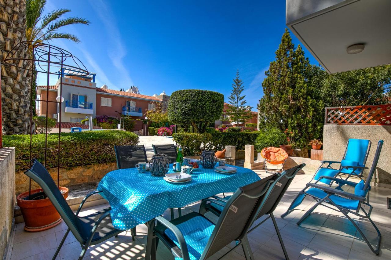 Antonia'S Palace Rooftop Jacuzzi Stunning View Paphos Exterior foto